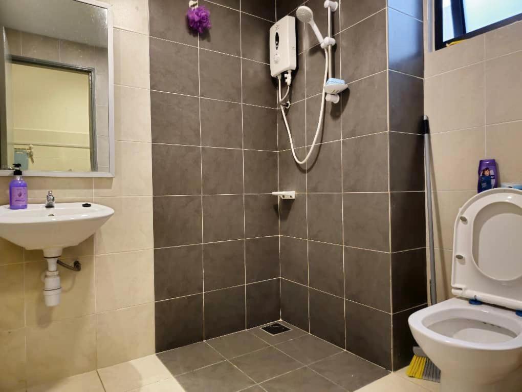 Tiara Imperio Studio 舒适和温暖环境适合情侣享受家的感觉 Kajang Zewnętrze zdjęcie